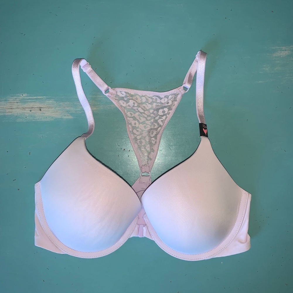Pale Purple Victoria’s Secret Bra Size 32D